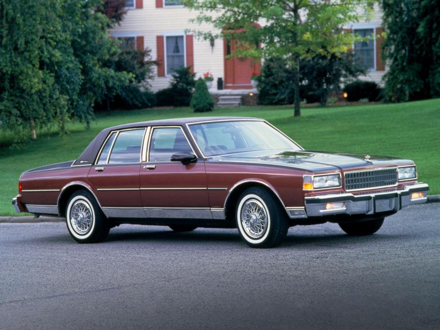 Chevrolet Caprice Classic Brougham 1987 года  (фото 3 из 6)